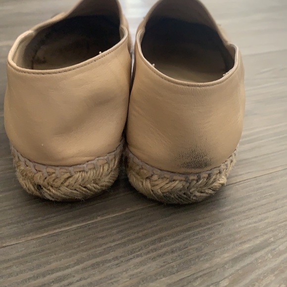 Chanel leather espadrilles… inside soles are worn but can easily be upholstered - Picture 3 of 4